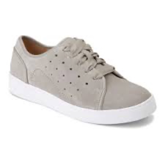 NIB Vionic Splendid Keke Suede Light Grey Sneakers - Picture 7 of 13